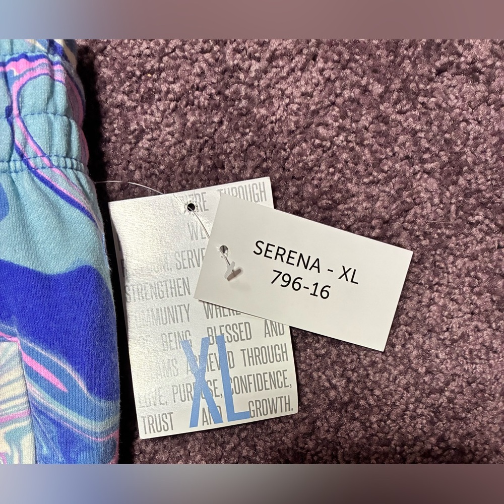 LuLaRoe Women's Swirl Pattern Athletic Shorts - Picture 2 of 3